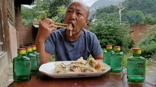 下雨天读书和吃瓜视频,解锁休闲时光的两种方式