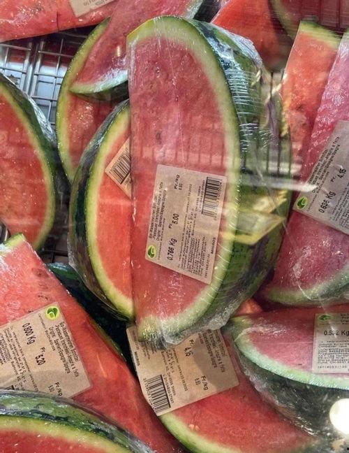 老外吃中国瓜视频,品尝地道美味，感受中华美食魅力