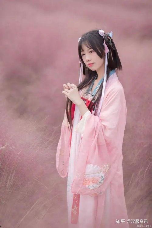 汉服美女吃瓜视频大全,穿越时空的视觉盛宴